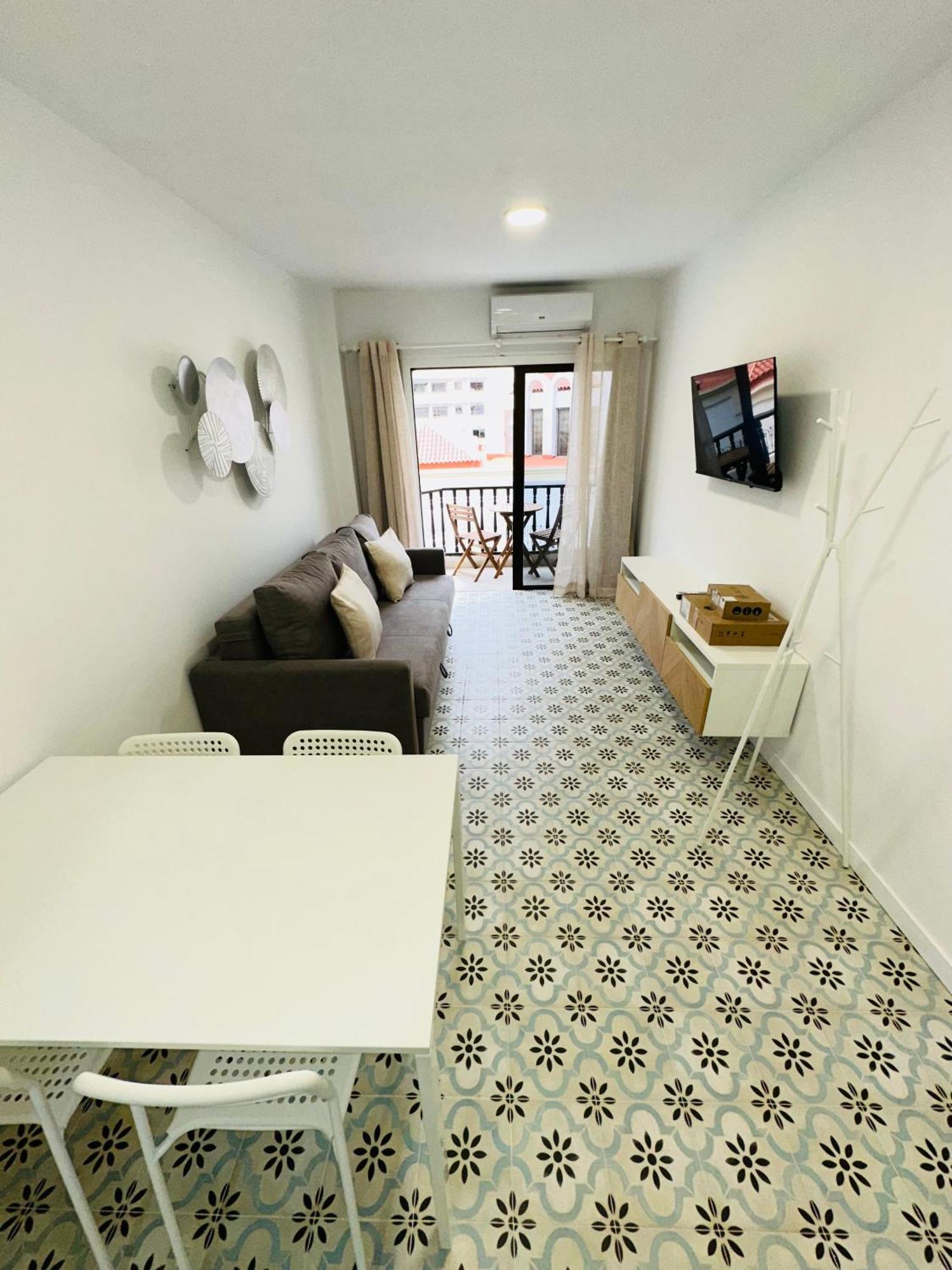 Central Flat Los Cristianos Square Guincho  Luaran gambar
